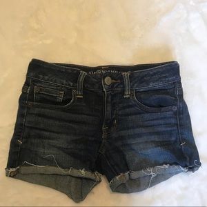 AMERICAN EAGLE 🦅 Jean Shorts Cut-Offs